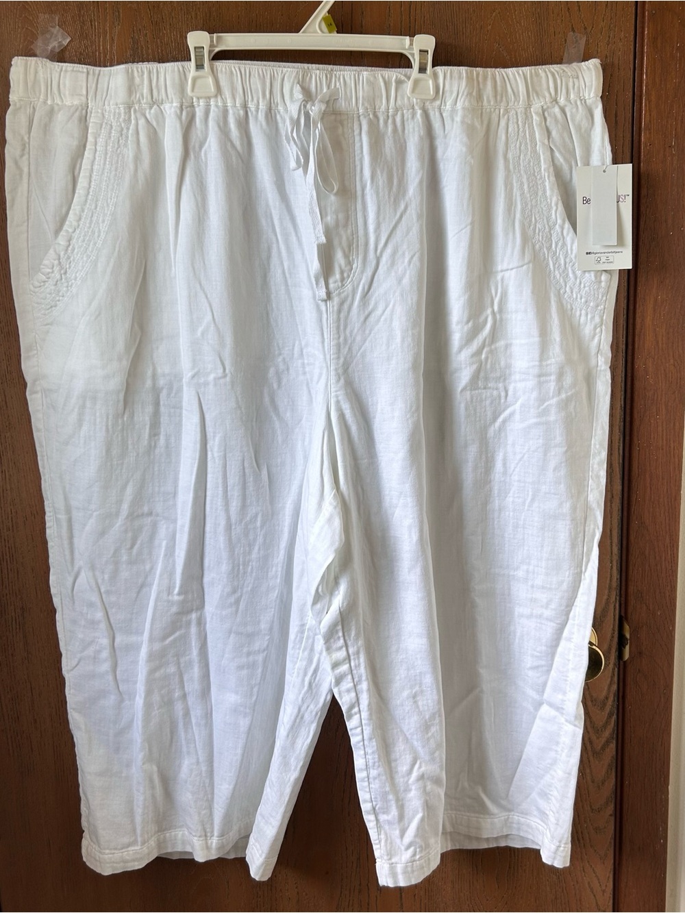 Women’s Gloria Vanderbilt Wide Leg Capri Pant 3XL Vintage White  Color NWT